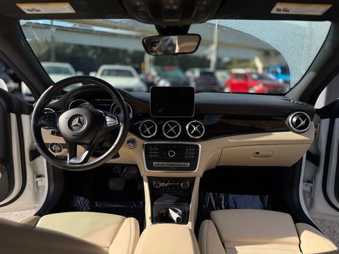 Used 2019 Mercedes-Benz CLA 250 image 21