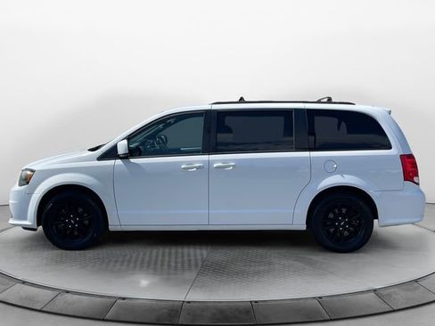 Used 2019 Dodge Grand Caravan GT FWD image 2