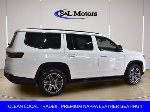 Used 2023 Jeep Wagoneer Series II AWD/4WD image 8