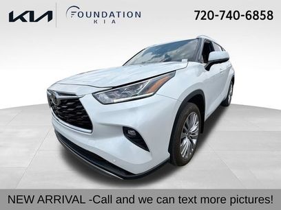 Used 2025 Toyota Highlander Platinum