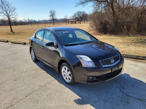 Used 2011 Nissan Sentra 2.0 SR FWD image 5