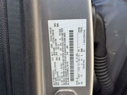 Used 2021 Lincoln Corsair Standard w/ Premium Package image 14