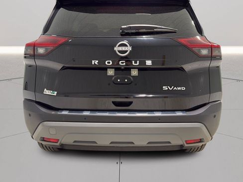 Used 2023 Nissan Rogue SV AWD/4WD image 28