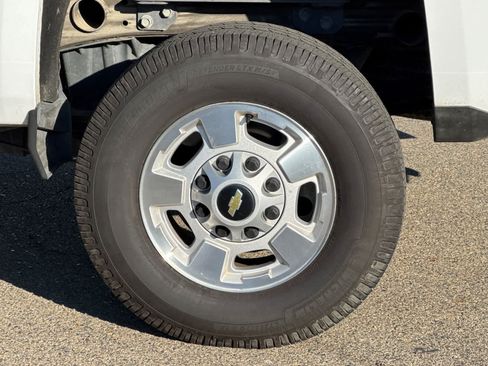 Used 2017 Chevrolet Silverado 2500 LT w/ LT Convenience Package AWD/4WD image 25