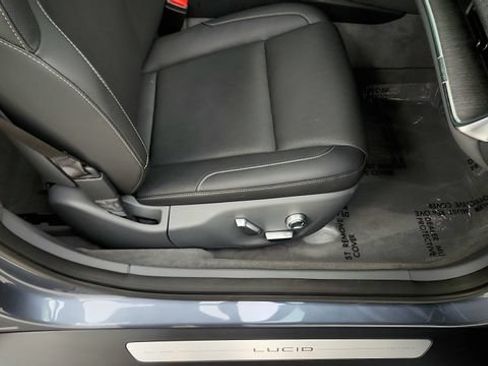 Used 2025 Lucid Air Pure RWD image 38