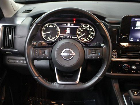 Used 2024 Nissan Pathfinder SL w/ SL Premium Package image 25