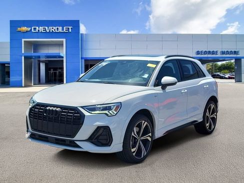 Used 2023 Audi Q3 2.0T Premium Plus AWD/4WD image 2