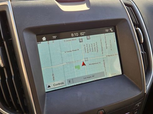 Used 2016 Ford Edge Titanium w/ Technology Package image 10