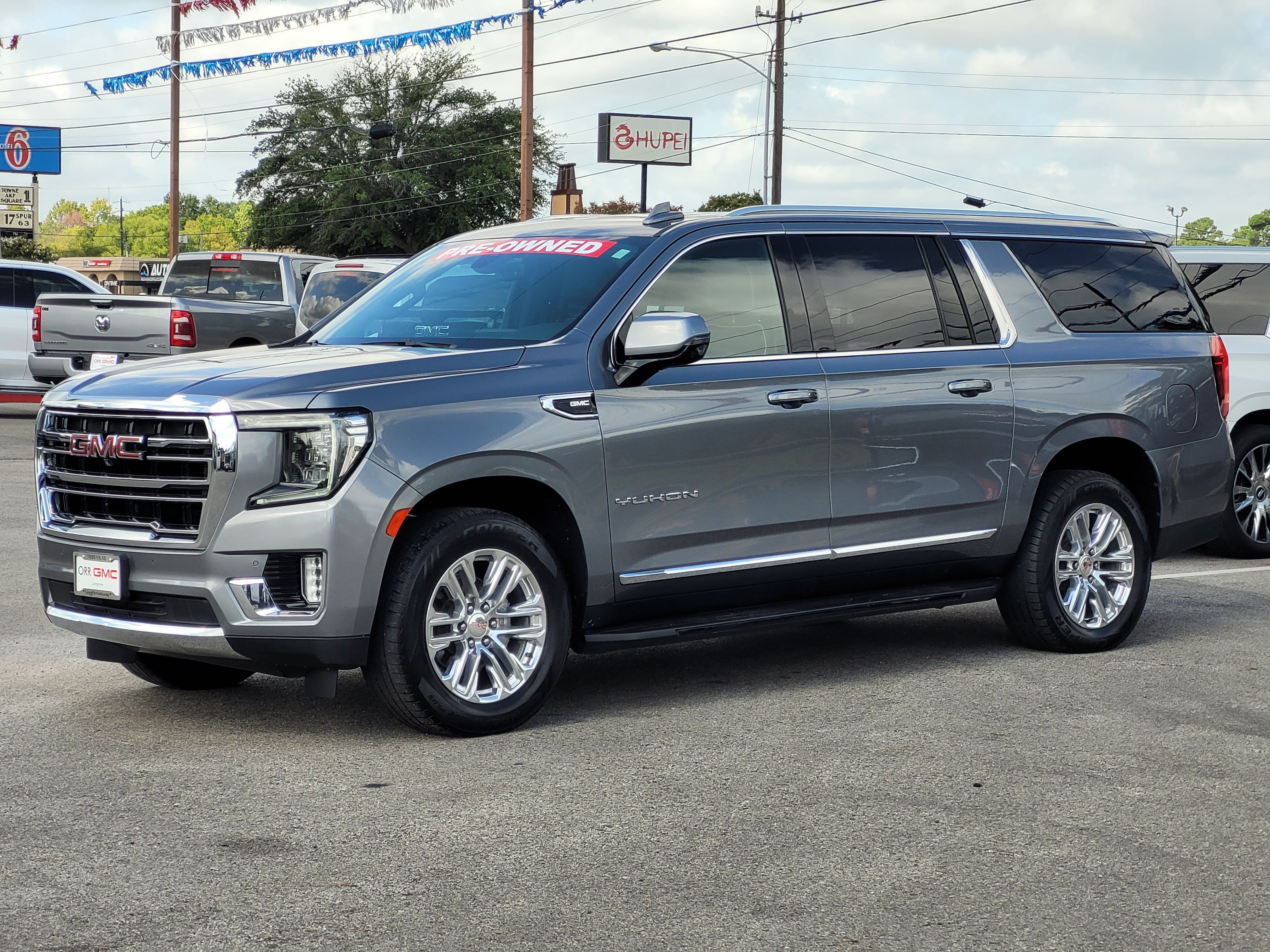 Used 2021 GMC Yukon XL SLT w/ SLT Premium Package AWD/4WD image 3