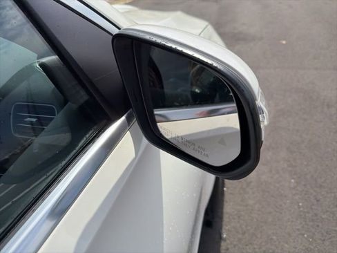 Used 2021 Mercedes-Benz GLE 350 4MATIC image 4