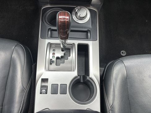 Used 2018 Toyota 4Runner Limited AWD/4WD image 29