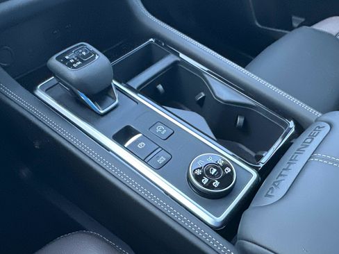 New 2026 Nissan Pathfinder Platinum w/ Cargo Package image 33