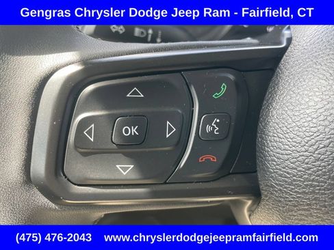 Certified 2025 Jeep Gladiator Sport AWD/4WD image 56