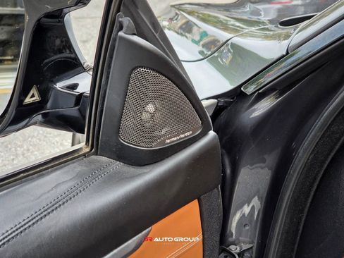 Used 2016 BMW M4 Convertible image 19