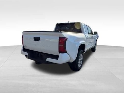 New 2026 Toyota Tacoma SR5 AWD/4WD image 7
