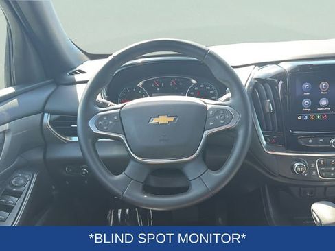 Used 2023 Chevrolet Traverse LT FWD image 8