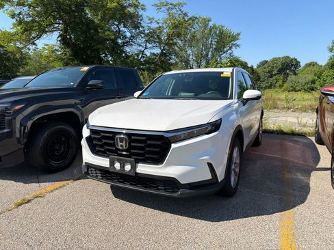 Used 2024 Honda CR-V EX image 8
