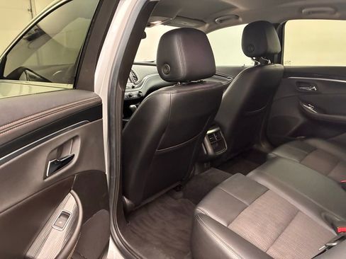 Used 2020 Chevrolet Impala LT image 28