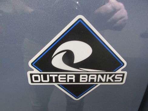 New 2024 Ford Bronco Outer Banks image 17