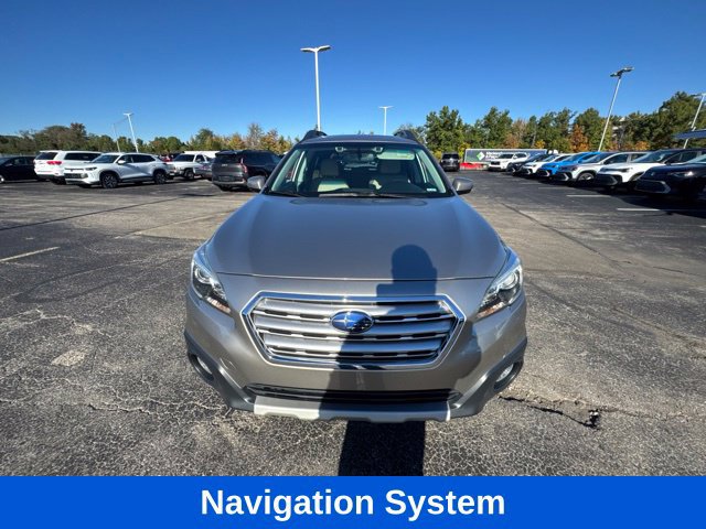 Used 2016 Subaru Outback 2.5i Limited AWD/4WD image 2