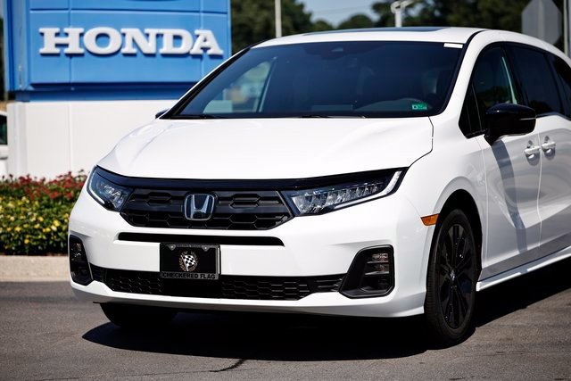 New 2026 Honda Odyssey Sport-L image 2