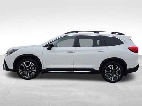 Used 2024 Subaru Ascent Touring w/ Popular Package #2 image 10