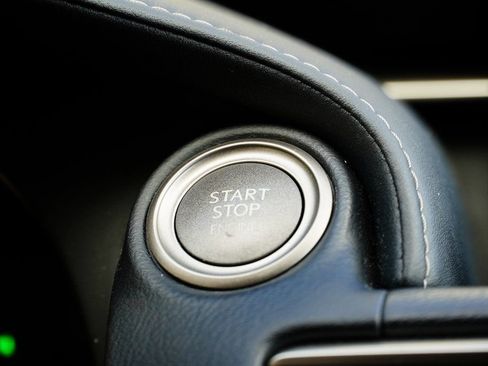 Used 2017 Lexus RC 200t image 27