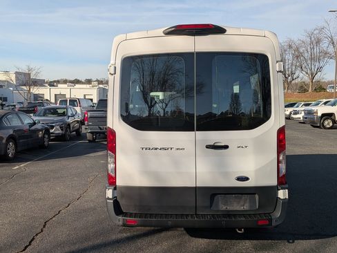 Used 2022 Ford Transit 350 XLT image 8