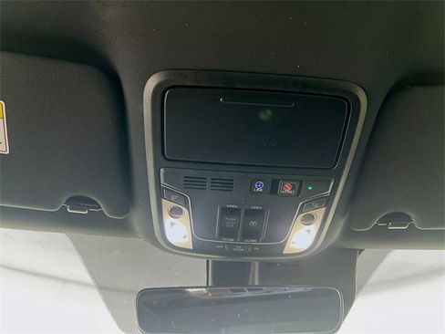 Used 2022 Honda Pilot Black Edition image 19