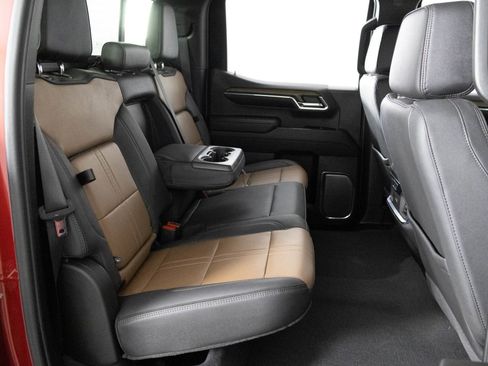 Used 2024 Chevrolet Silverado 1500 High Country w/ High Country Premium Package image 40