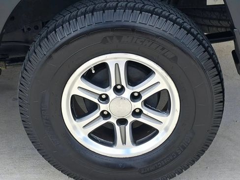 Used 2012 Toyota Tacoma 4x4 Double Cab image 30