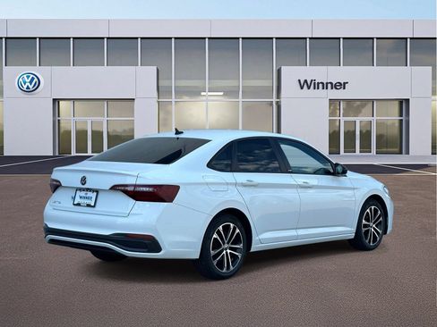 Used 2023 Volkswagen Jetta Sport FWD image 5