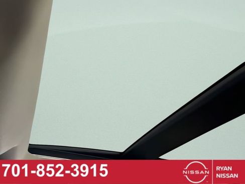 Certified 2025 Nissan Rogue Platinum w/ Platinum Premium Package image 26