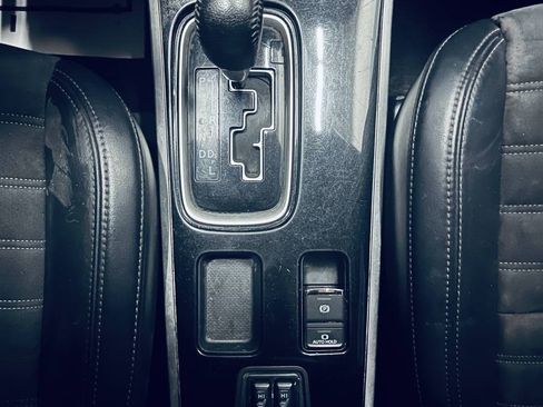 Used 2019 Mitsubishi Outlander LE FWD image 35