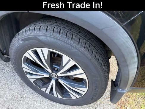 Used 2021 Nissan Rogue SV w/ Premium Package FWD image 6