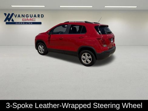 Used 2016 Chevrolet Trax LT w/ LT Convenience Package AWD/4WD image 4