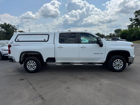Used 2020 Chevrolet Silverado 2500 LT AWD/4WD image 6
