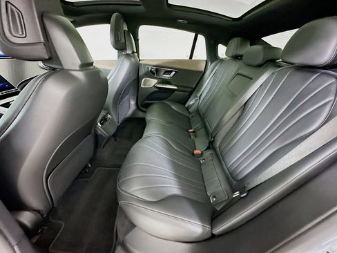 Used 2023 Mercedes-Benz EQE 500 4MATIC Sedan image 27