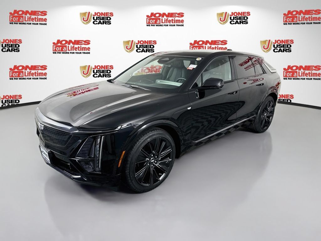 Used 2024 Cadillac Lyriq Sport AWD/4WD image 15