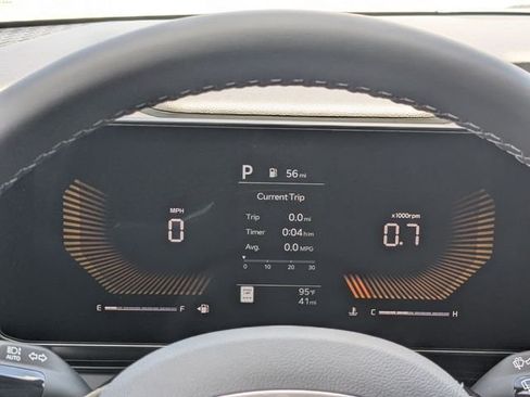 New 2026 Kia Carnival FWD image 32