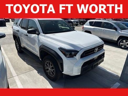 Used 2025 Toyota 4Runner SR5 AWD/4WD image 1