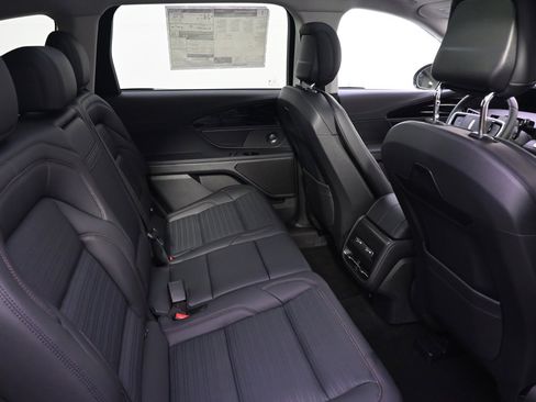 New 2026 Lincoln Nautilus Reserve w/ Jet Appearance Package image 18