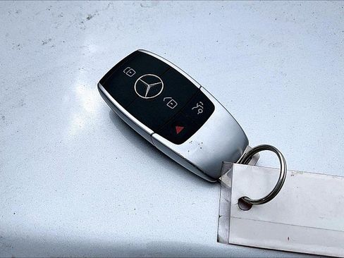 Used 2021 Mercedes-Benz C 300 4MATIC Sedan w/ Premium Package image 10