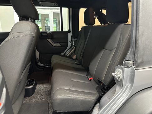 Used 2015 Jeep Wrangler Unlimited Sport w/ Quick Order Package 24S image 17