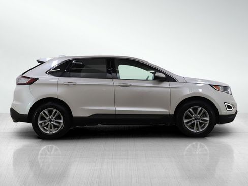 Used 2016 Ford Edge SEL w/ Equipment Group 201A AWD/4WD image 7