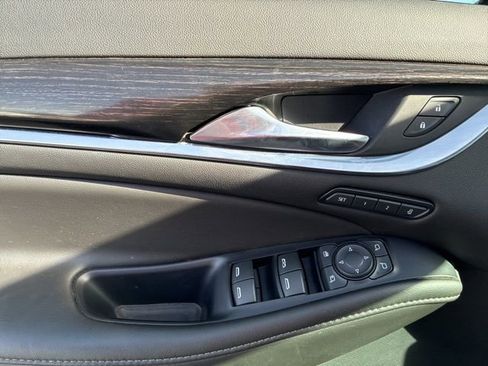 Used 2021 Buick Enclave Avenir w/ Avenir Technology Package image 13