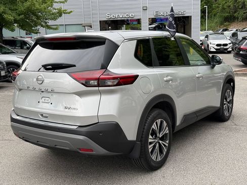 Used 2023 Nissan Rogue SV AWD/4WD image 6