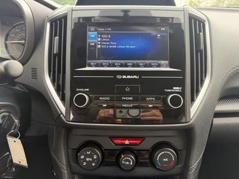 Used 2018 Subaru Crosstrek 2.0i Premium AWD/4WD image 15