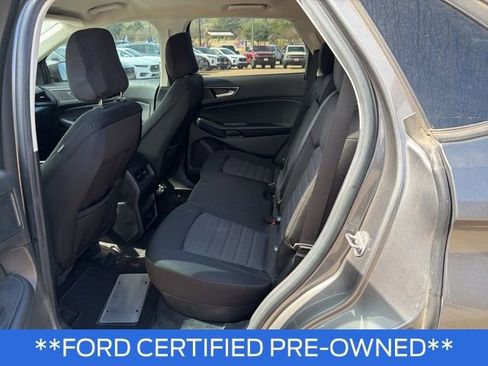 Certified 2021 Ford Edge SE image 7