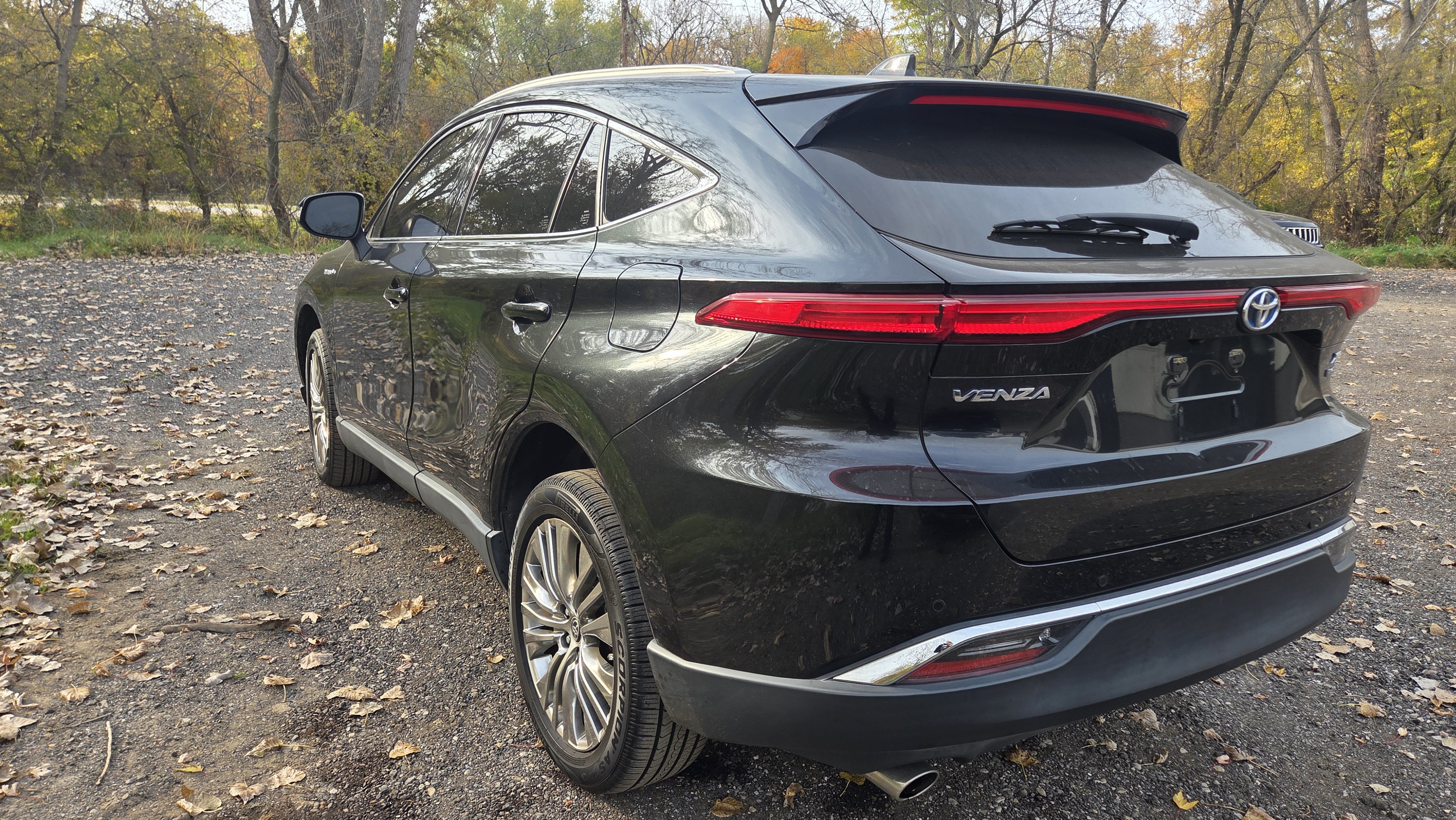Used 2021 Toyota Venza XLE w/ Softex Package AWD/4WD image 16